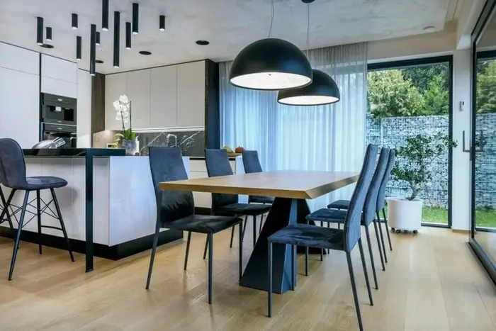Flos Skygarden, Trubky LED zakázková výroba